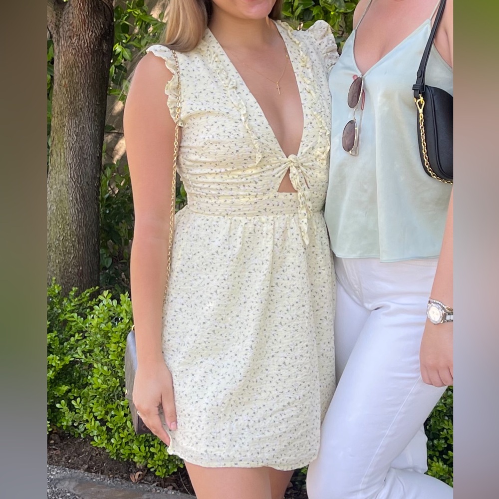 Storia Yellow Ruffle Plunge Dress